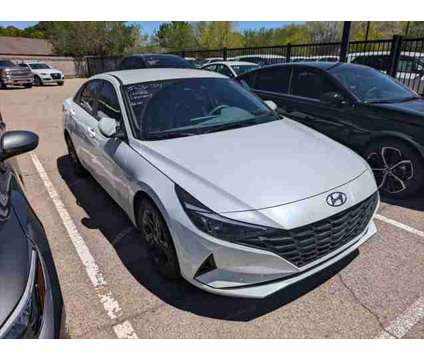 2021 Hyundai Elantra SEL is a White 2021 Hyundai Elantra Sedan in Santa Fe NM