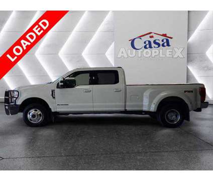 2022 Ford F-350 Lariat is a White 2022 Ford F-350 Lariat Truck in Las Cruces NM