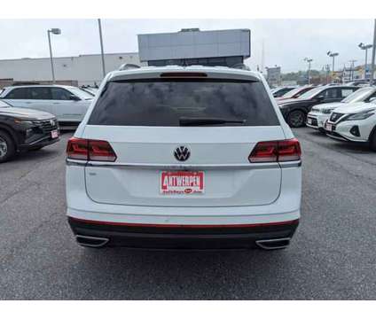 2022 Volkswagen Atlas 2.0T SE w/Technology is a White 2022 Volkswagen Atlas 2.0T SE SUV in Catonsville MD