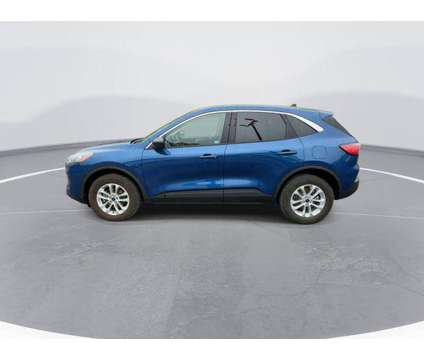 2022 Ford Escape SE is a Blue 2022 Ford Escape SE SUV in Pittsburgh PA