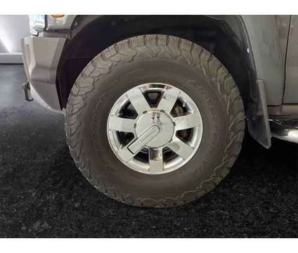 2009 Hummer H3 is a Grey 2009 Hummer H3 SUV in Las Cruces NM