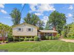 3507 Country Hill Dr, Fairfax, VA 22030