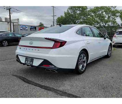 2021 Hyundai Sonata SEL is a White 2021 Hyundai Sonata Sedan in Bloomfield NJ