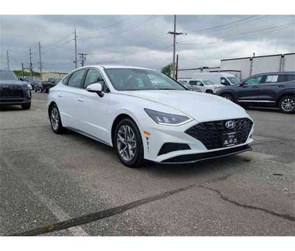 2021 Hyundai Sonata SEL is a White 2021 Hyundai Sonata Sedan in Bloomfield NJ