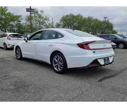 2021 Hyundai Sonata SEL is a White 2021 Hyundai Sonata Sedan in Bloomfield NJ