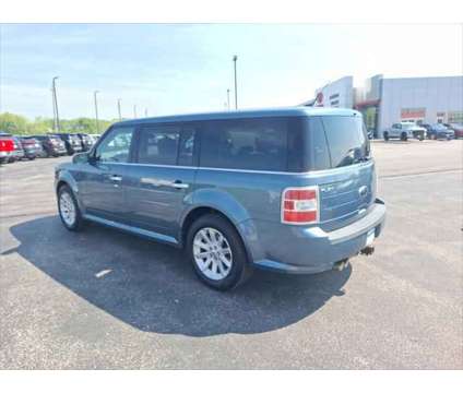 2010 Ford Flex SEL is a Blue 2010 Ford Flex SEL Station Wagon in Dubuque IA