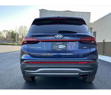 2023 Hyundai Santa Fe SEL is a 2023 Hyundai Santa Fe SUV in Highland Park IL