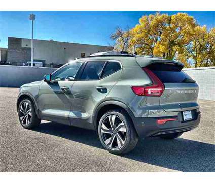 2024 Volvo XC40 Ultimate is a Green 2024 Volvo XC40 SUV in Littleton CO