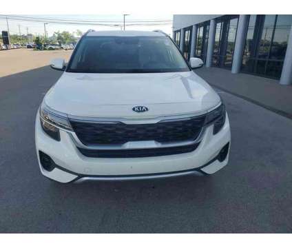 2021 Kia Seltos S is a White 2021 S SUV in Nicholasville KY