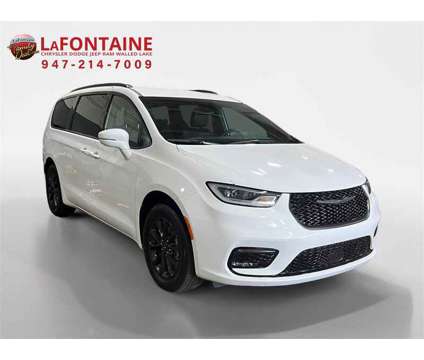 2022 Chrysler Pacifica Touring L is a White 2022 Chrysler Pacifica Touring Car for Sale in Walled Lake MI