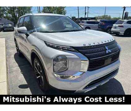 2024 Mitsubishi Outlander SE is a White 2024 Mitsubishi Outlander SE SUV in York PA