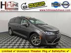 2017 Chrysler Pacifica Limited w/ Advanced Safety Tec & Uconnect Family Theater