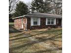 932 N Avon Ave, Avon, in 46123