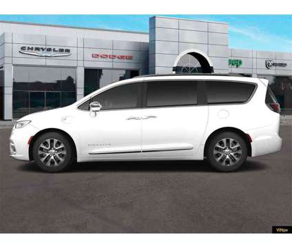 2024 Chrysler Pacifica Hybrid Pinnacle is a White 2024 Chrysler Pacifica Hybrid Hybrid in Walled Lake MI