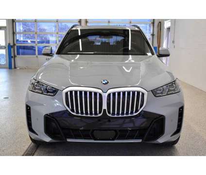 2025 BMW X5 xDrive40i is a Grey 2025 BMW X5 4.6is SUV in Lincoln NE