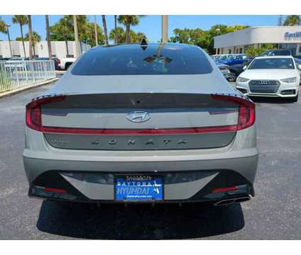 2022 Hyundai Sonata SEL is a Grey 2022 Hyundai Sonata SE Sedan in Daytona Beach FL