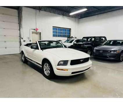2007 Ford Mustang for sale is a White 2007 Ford Mustang Car for Sale in Addison IL