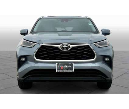 2021UsedToyotaUsedHighlanderUsedFWD (Natl) is a 2021 Toyota Highlander Car for Sale in Houston TX