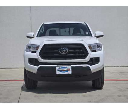 2021UsedToyotaUsedTacomaUsedAccess Cab 6 Bed I4 AT (Natl) is a White 2021 Toyota Tacoma Car for Sale in Lewisville TX