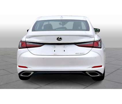 2022UsedLexusUsedESUsedFWD is a White 2022 Lexus ES Car for Sale in Danvers MA