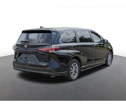 2021 Toyota Sienna LE is a Black 2021 Toyota Sienna LE Car for Sale in Johnstown NY