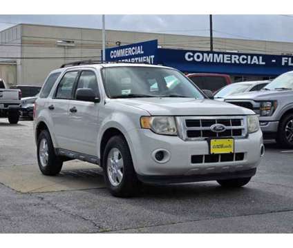 2012 Ford Escape Xls is a White 2012 Ford Escape XLS Car for Sale in Houston TX