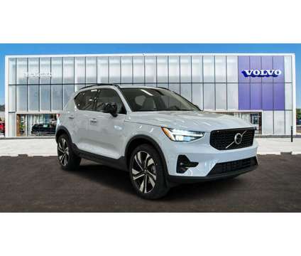 2024 Volvo XC40 Ultimate Dark Theme is a Blue 2024 Volvo XC40 Car for Sale in Barrington IL