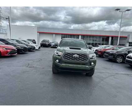 2022 Toyota Tacoma TRD Sport is a Green 2022 Toyota Tacoma TRD Sport Car for Sale in Lexington KY