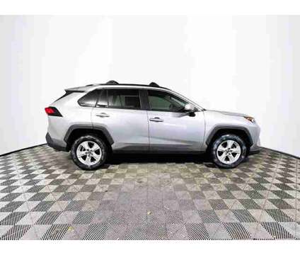 2019 Toyota RAV4 XLE is a Silver 2019 Toyota RAV4 XLE Car for Sale in Tampa FL
