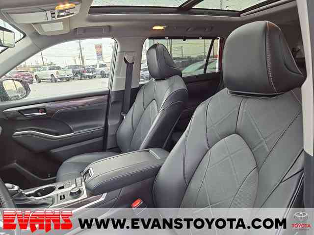 2021 Toyota Highlander Platinum 49834 miles