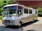 1999 Fleetwood Southwind 32V 32ft