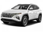 2023 Hyundai Tucson White, 220 miles