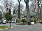 Home For Sale In Stony Brook, New York