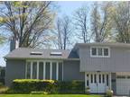 Home For Sale In Roslyn, New York