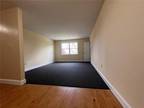 Flat For Rent In Woonsocket, Rhode Island