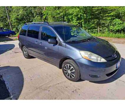 2006 Toyota Sienna for sale is a Blue 2006 Toyota Sienna Car for Sale in Kalamazoo MI