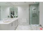 8954 St Ives Dr Los Angeles, CA