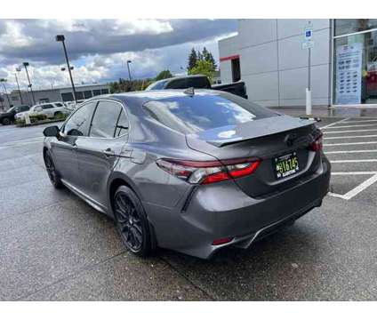 2022 Toyota Camry SE is a Grey 2022 Toyota Camry SE Sedan in Gladstone OR