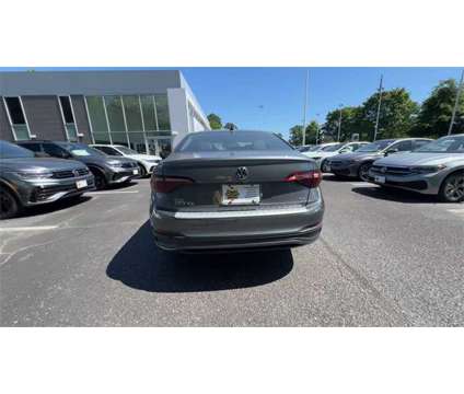 2024 Volkswagen Jetta 1.5T SE is a Grey, Silver 2024 Volkswagen Jetta 2.5 Trim Sedan in Newport News VA