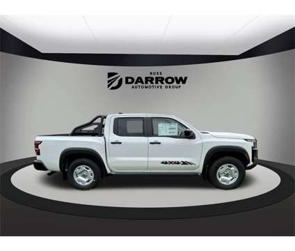 2024 Nissan Frontier SV is a White 2024 Nissan frontier SV Truck in Milwaukee WI
