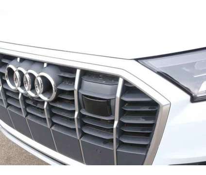 2023 Audi Q7 Premium Plus 45 TFSI quattro Tiptronic is a White 2023 Audi Q7 3.6 Trim SUV in Lansing MI