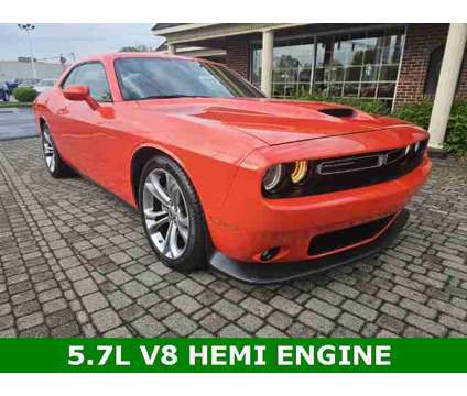 2022 Dodge Challenger R/T is a Gold 2022 Dodge Challenger R/T Coupe in Bowling Green OH