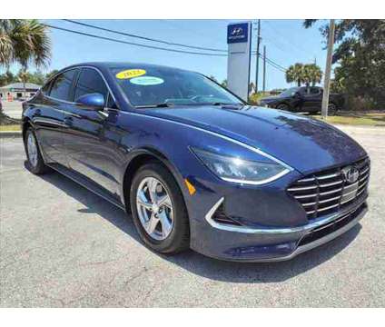 2022 Hyundai Sonata SE is a 2022 Hyundai Sonata SE Car for Sale in Cocoa FL