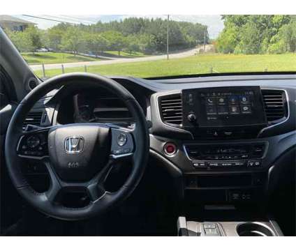 2021 Honda Pilot 2WD Special Edition is a Black 2021 Honda Pilot 2WD Special Edition SUV in Anderson SC