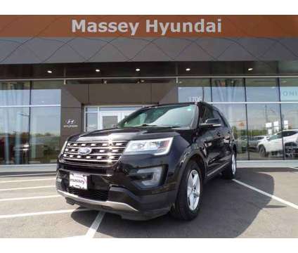 2017 Ford Explorer XLT is a Black 2017 Ford Explorer XLT SUV in Hagerstown MD