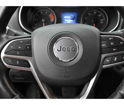 2021 Jeep Cherokee Limited 4X4 is a Grey 2021 Jeep Cherokee Limited SUV in Dubuque IA