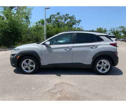 2022 Hyundai Kona SEL is a Silver 2022 Hyundai Kona SEL SUV in New Port Richey FL