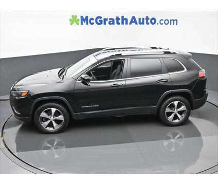 2021 Jeep Cherokee Limited 4X4 is a Black 2021 Jeep Cherokee Limited SUV in Dubuque IA