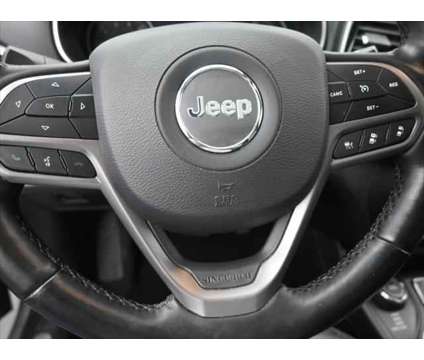 2021 Jeep Cherokee Limited 4X4 is a Silver 2021 Jeep Cherokee Limited SUV in Dubuque IA