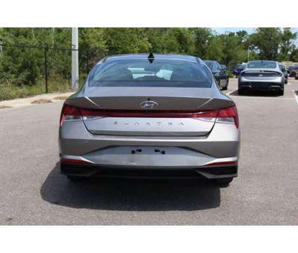 2023 Hyundai Elantra SE is a 2023 Hyundai Elantra SE Sedan in New Port Richey FL